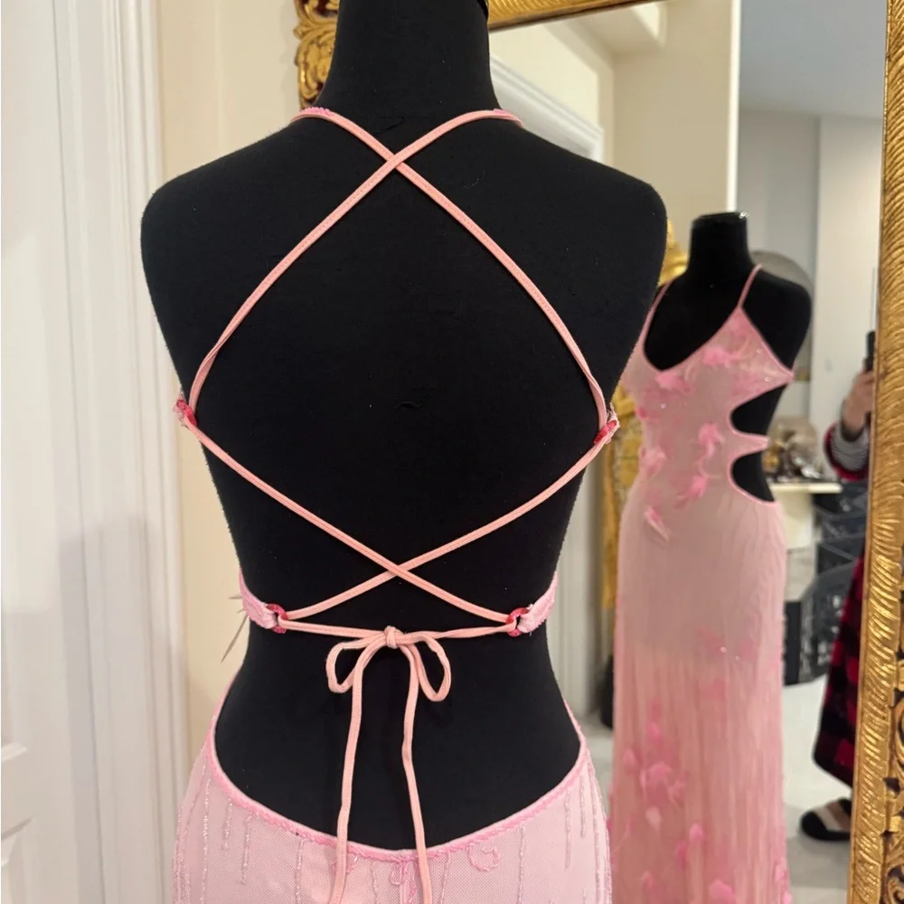 Elegant Pink hand beaded Evening or Prom Dress FEATHERS - Women's Formal‎ Gown